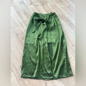 RO & DE green skirt